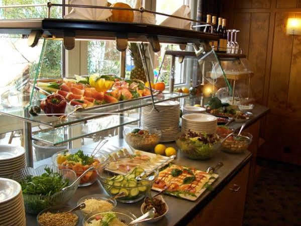 Allee Hotel Карлсруе Екстер'єр фото